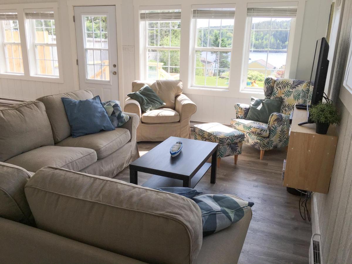 Larinda'S Landing Oceanfront Cottages Halifax Exteriör bild