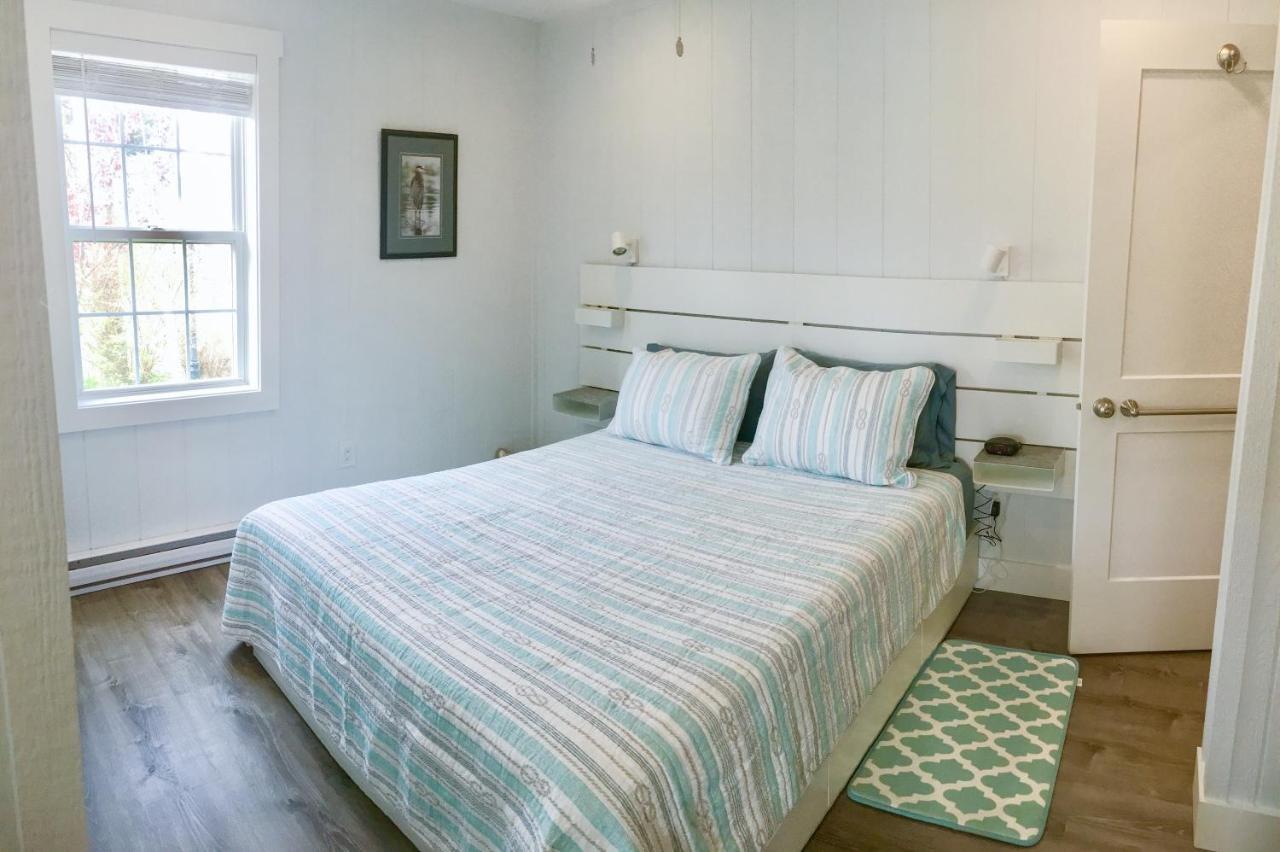 Larinda'S Landing Oceanfront Cottages Halifax Exteriör bild