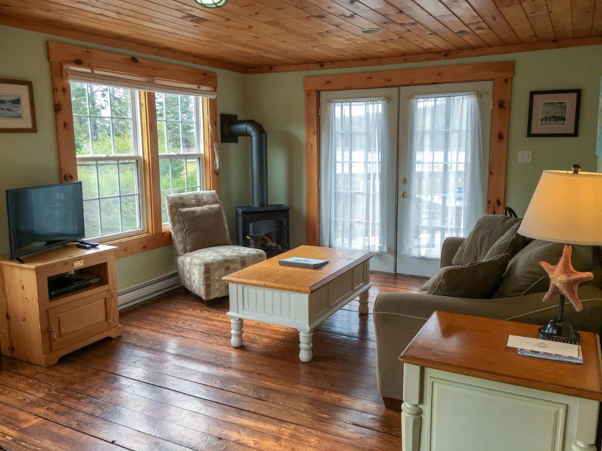 Larinda'S Landing Oceanfront Cottages Halifax Exteriör bild