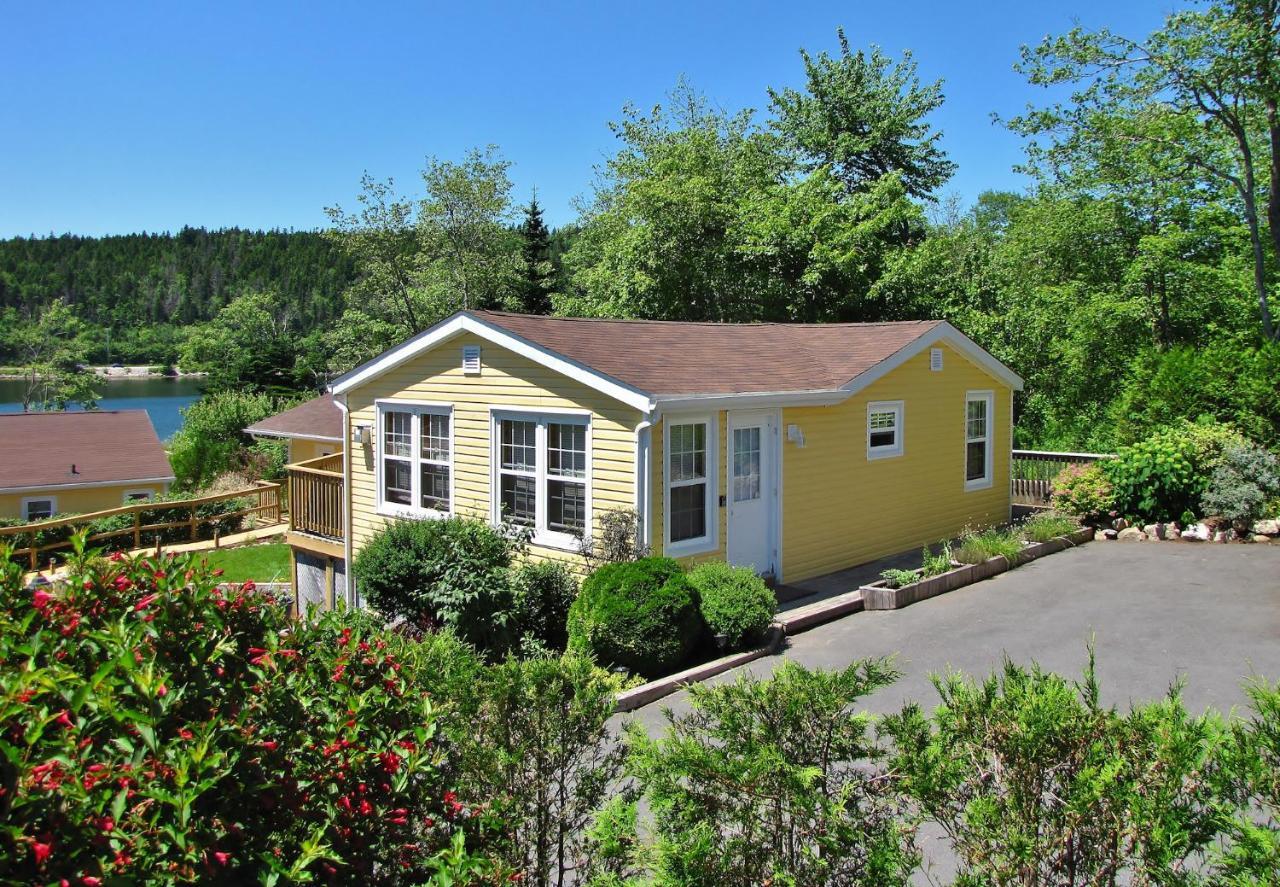 Larinda'S Landing Oceanfront Cottages Halifax Exteriör bild