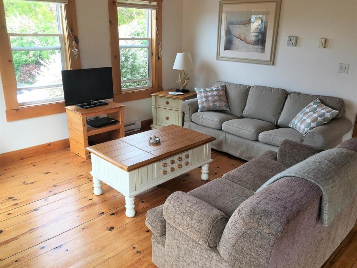 Larinda'S Landing Oceanfront Cottages Halifax Exteriör bild