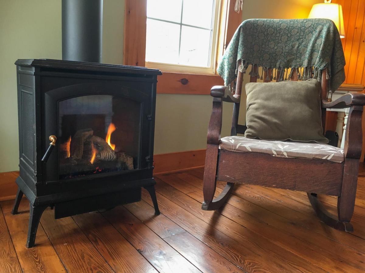 Larinda'S Landing Oceanfront Cottages Halifax Exteriör bild