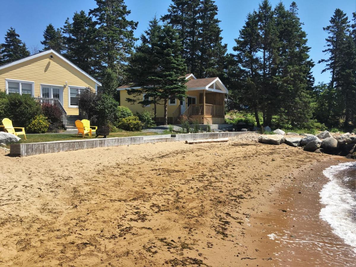 Larinda'S Landing Oceanfront Cottages Halifax Exteriör bild