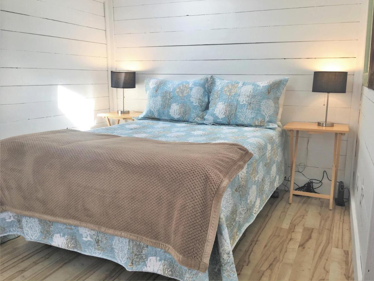 Larinda'S Landing Oceanfront Cottages Halifax Exteriör bild