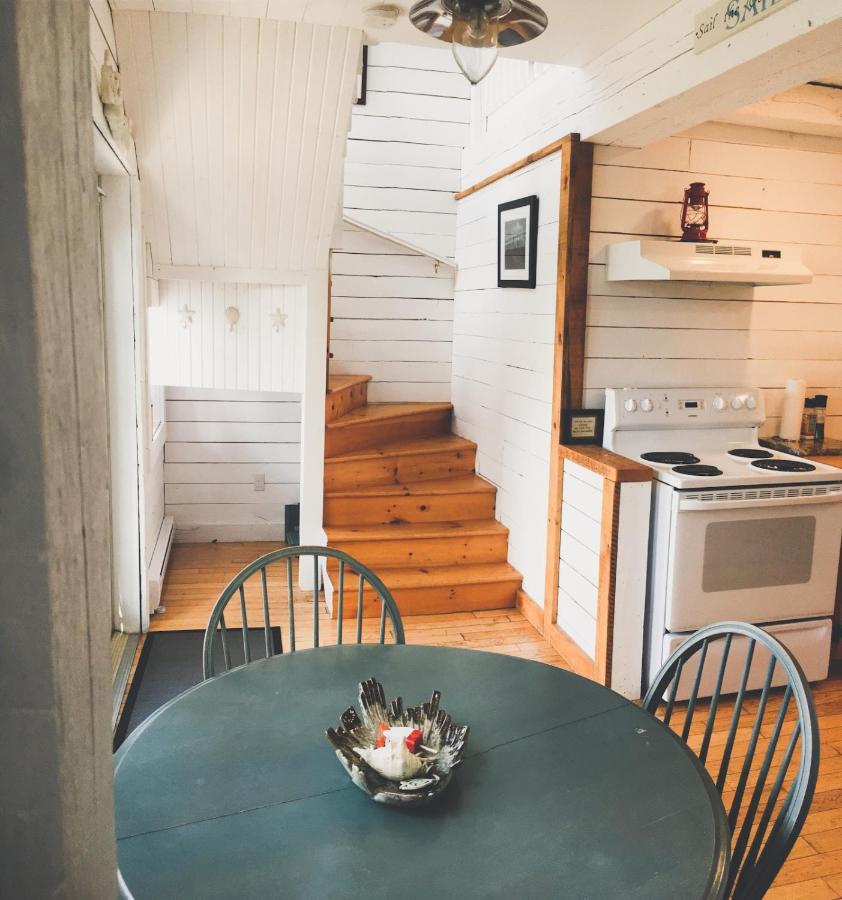 Larinda'S Landing Oceanfront Cottages Halifax Exteriör bild