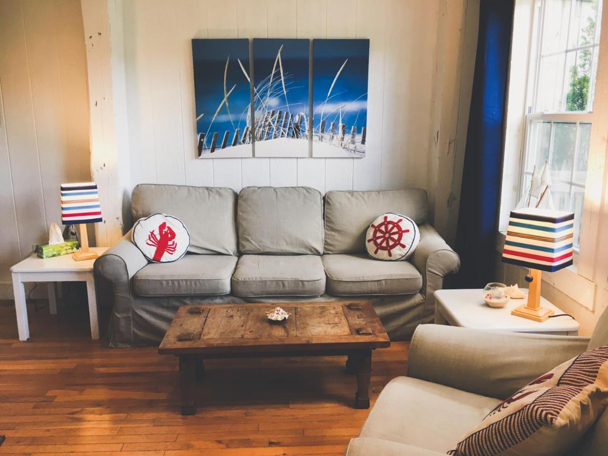 Larinda'S Landing Oceanfront Cottages Halifax Exteriör bild